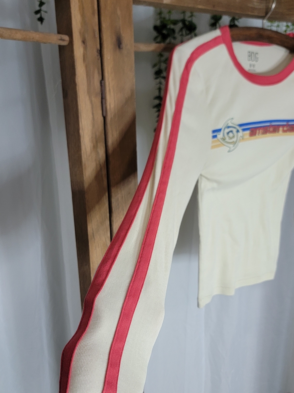 Graphic Long Sleeve Top Y2K Baby Tee Cream Red Striped Fitted Medium - Picture 5 of 8